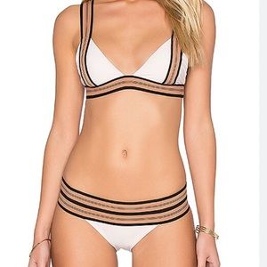 ACACIA swimwear Olympia activewear Honu top Foam few stretches in the elastic